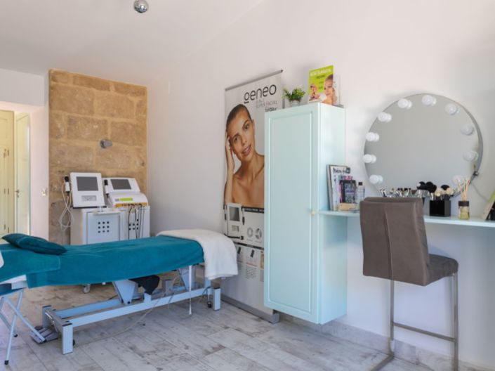 Image No.49-5 Bed Villa for sale