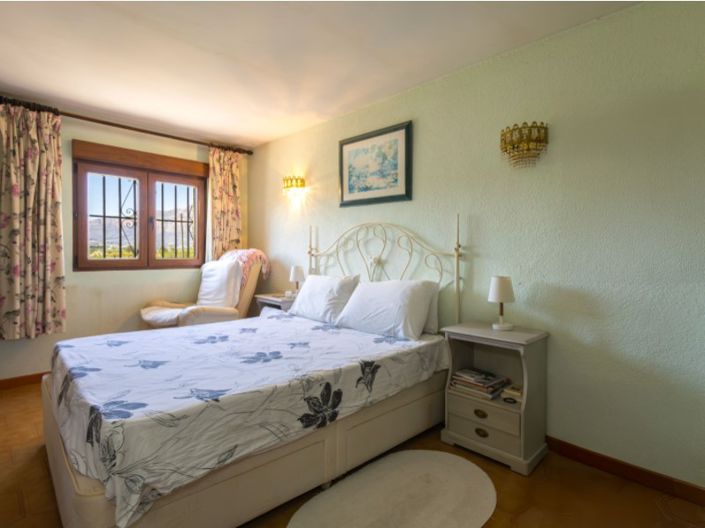 Image No.19-3 Bed Villa for sale