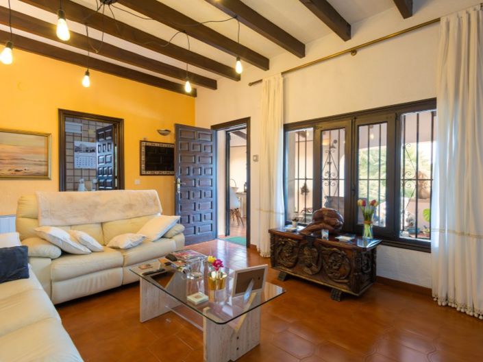 Image No.26-3 Bed Villa for sale