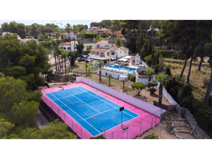 Image No.1-6 Bed Villa for sale