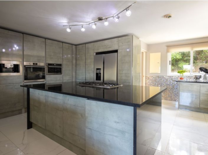 Image No.14-6 Bed Villa for sale