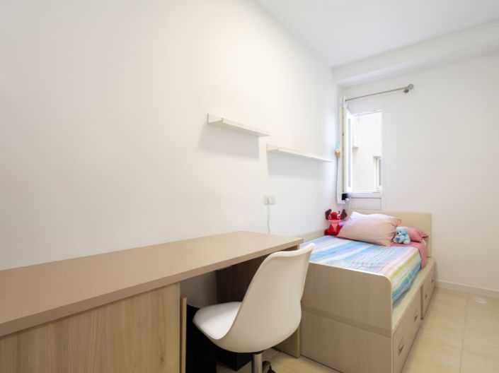 Image No.11-4 Bed Apartment for sale