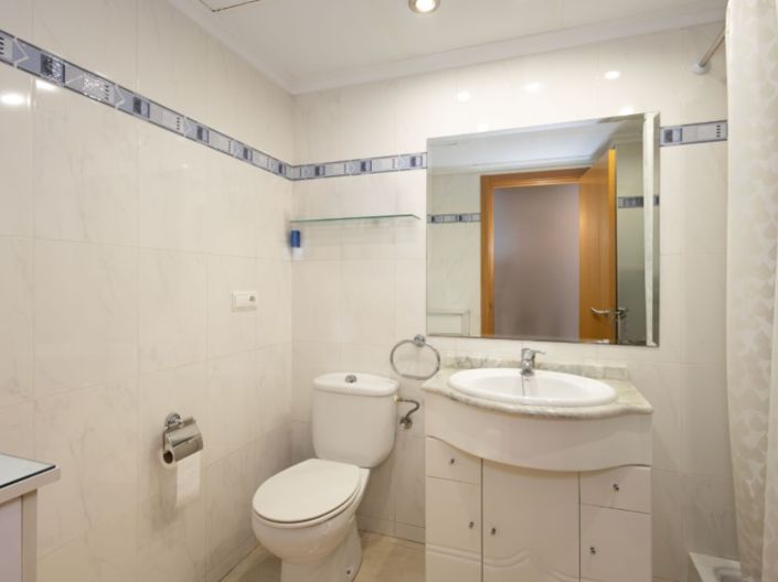 Image No.12-4 Bed Apartment for sale