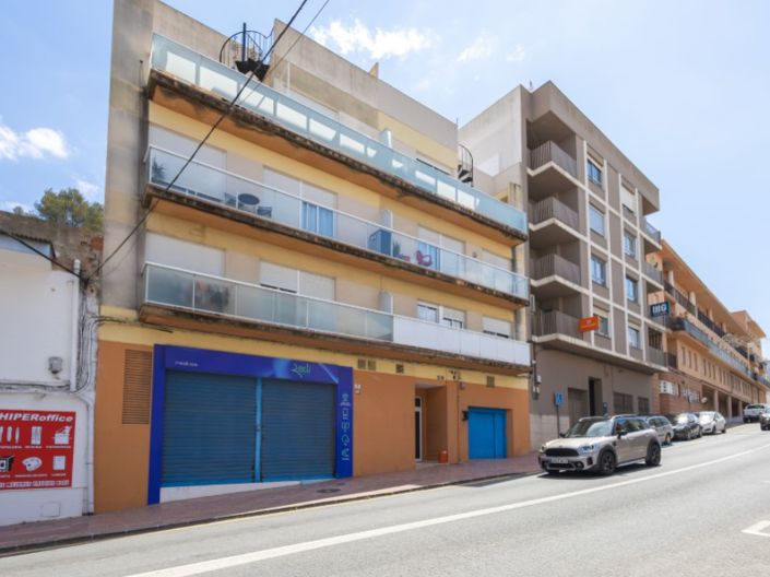 Image No.3-4 Bed Apartment for sale