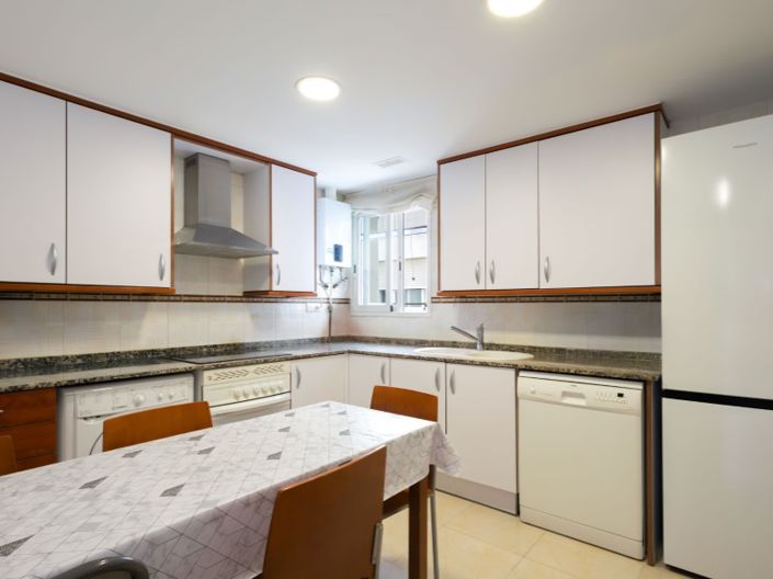 Image No.5-4 Bed Apartment for sale