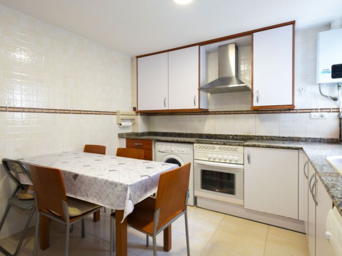 Image No.4-4 Bed Apartment for sale