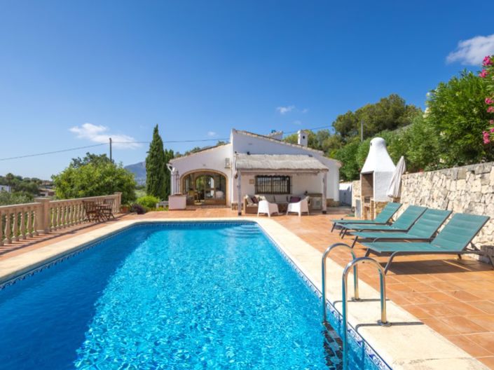 Image No.1-4 Bed Villa for sale