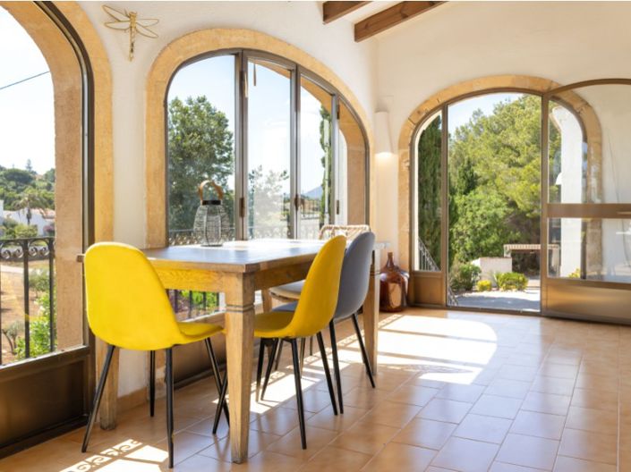 Image No.5-4 Bed Villa for sale