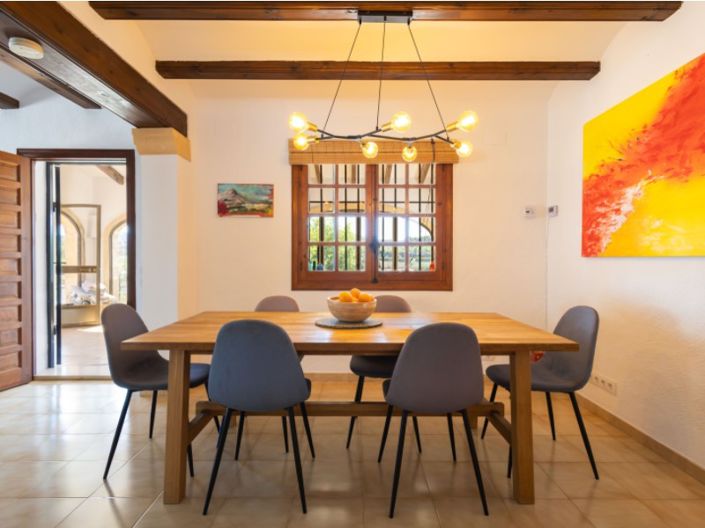 Image No.9-4 Bed Villa for sale