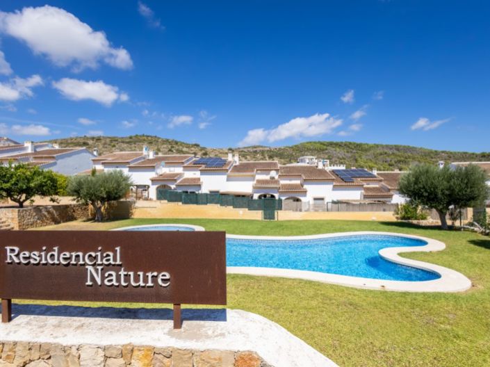 Image No.24-2 Bed House for sale