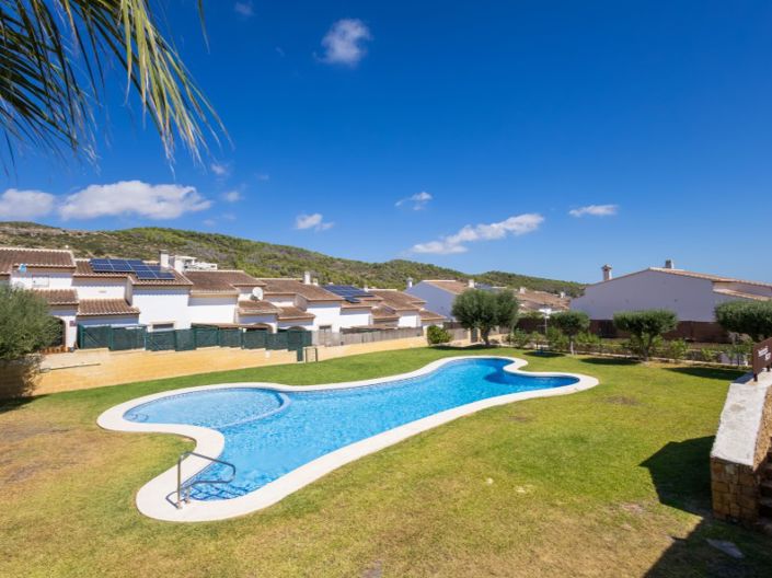 Image No.23-2 Bed House for sale