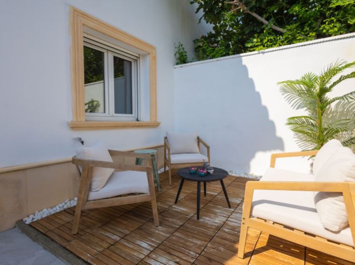 Image No.9-2 Bed House for sale