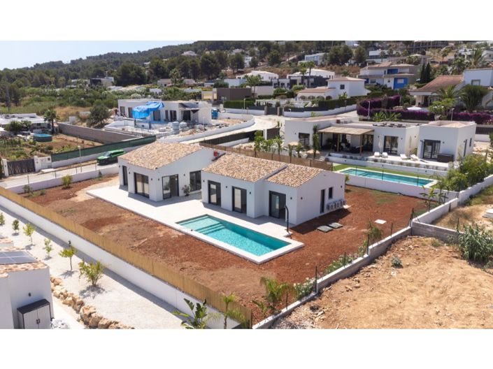 Image No.1-4 Bed Villa for sale