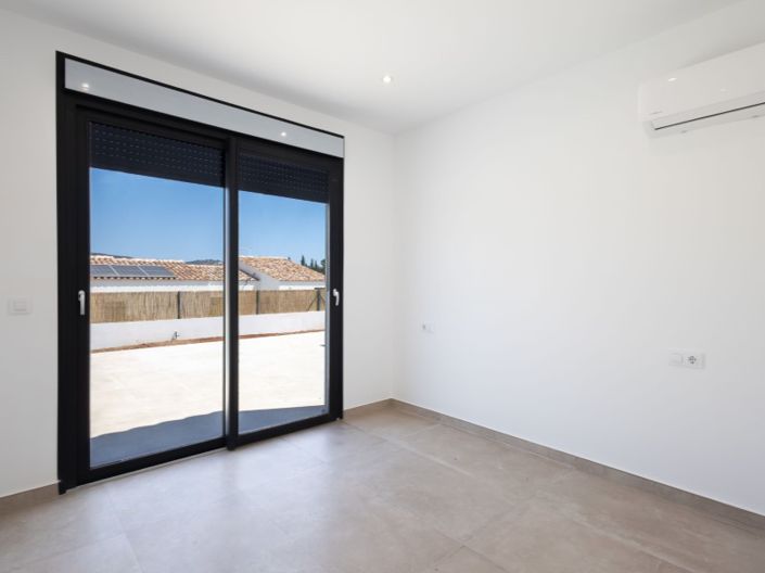 Image No.14-4 Bed Villa for sale