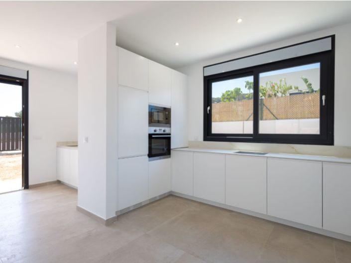 Image No.8-4 Bed Villa for sale