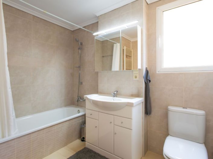 Image No.16-4 Bed Apartment for sale