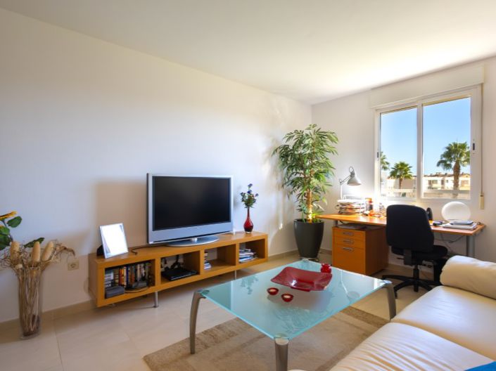 Image No.18-4 Bed Apartment for sale