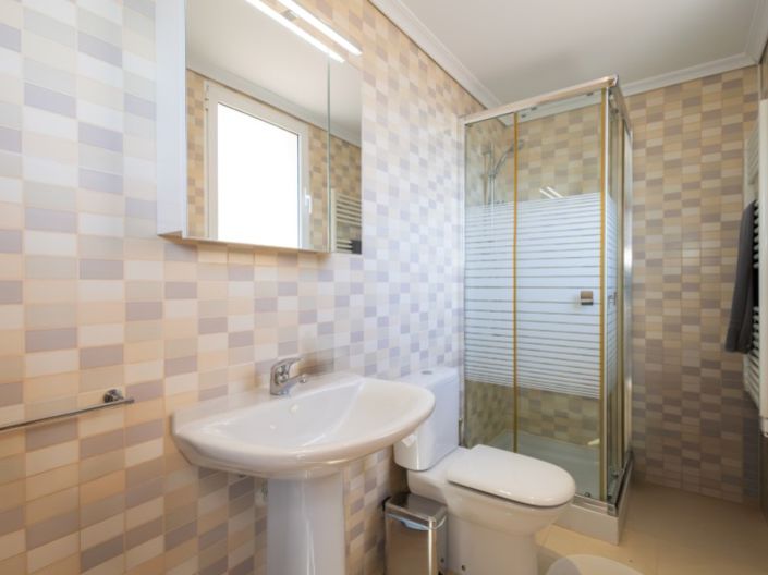 Image No.21-4 Bed Apartment for sale