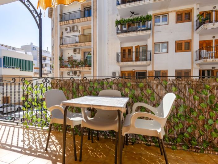 Image No.14-2 Bed Apartment for sale