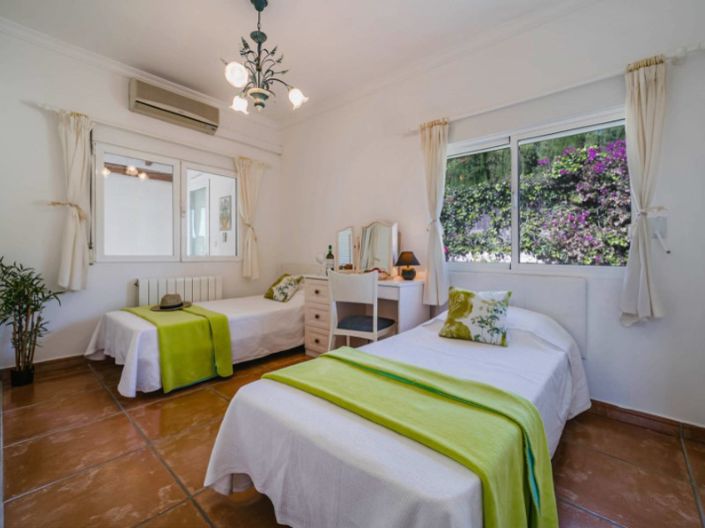 Image No.11-3 Bed Villa for sale