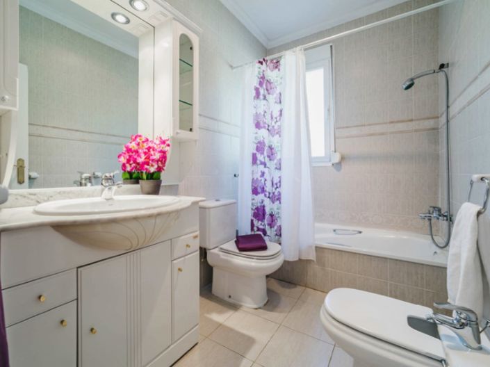 Image No.12-3 Bed Villa for sale