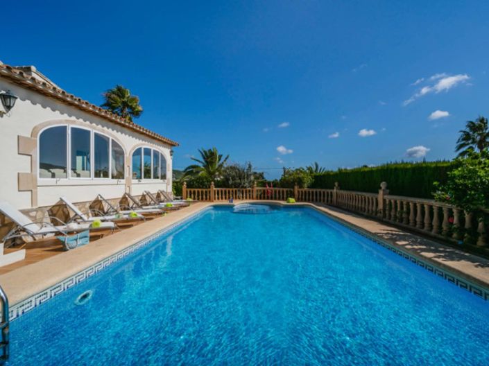 Image No.18-3 Bed Villa for sale