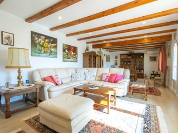 id072fb101-0000-0500-0000-000017634894