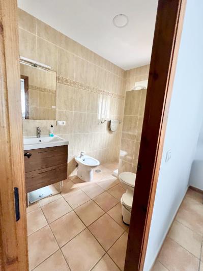 Image No.17-4 Bed Villa / Detached for sale