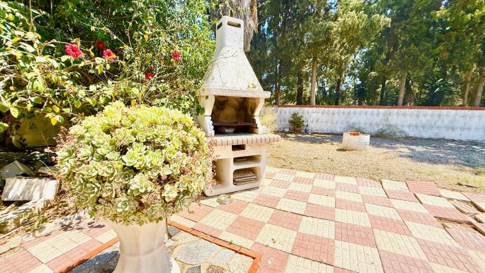 Image No.9-3 Bed Country House for sale