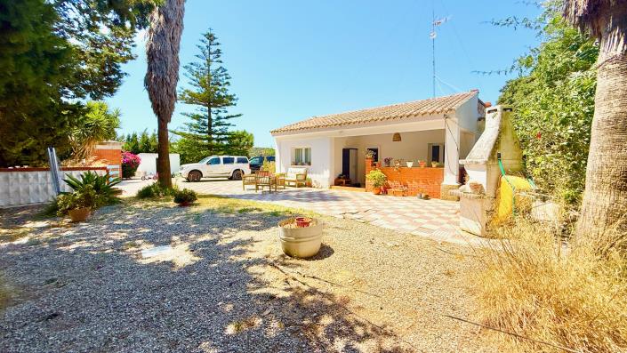 Image No.8-3 Bed Country House for sale