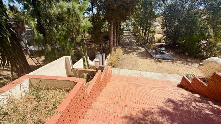 Image No.25-3 Bed Country House for sale