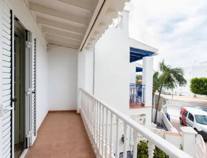 Image No.15-3 Bed Property for sale