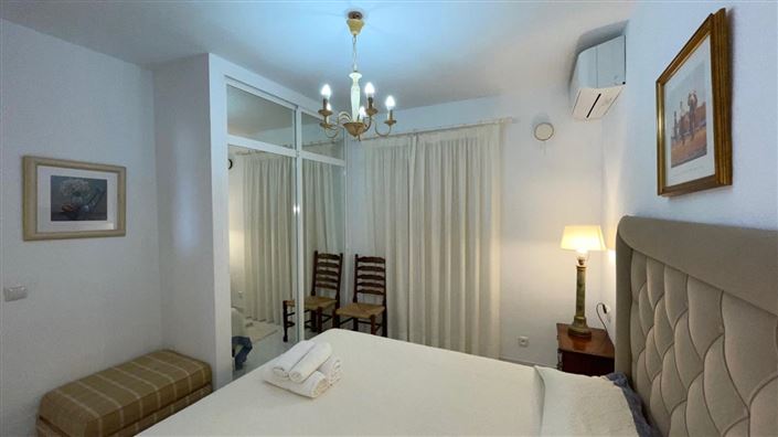 Image No.22-4 Bed Property for sale