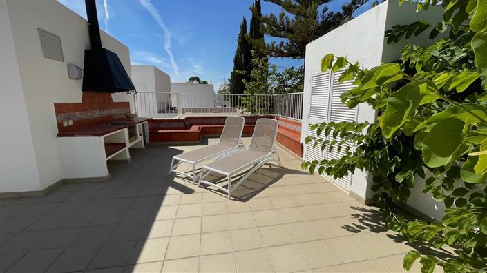 Image No.34-4 Bed Property for sale