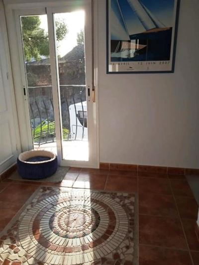 Image No.13-3 Bed Property for sale