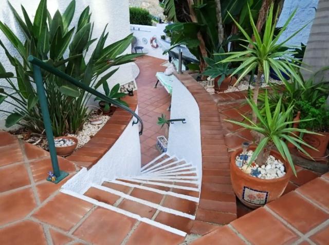 Image No.16-3 Bed Property for sale