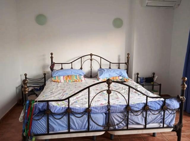 Image No.9-3 Bed Property for sale