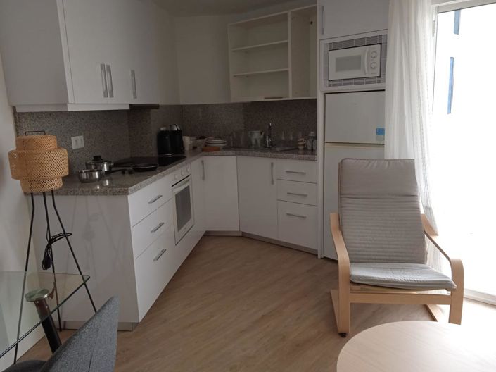 Image No.8-2 Bed Property for sale