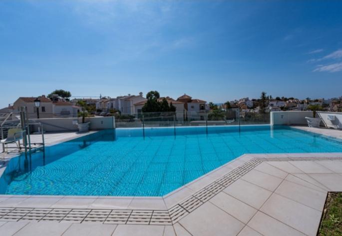 Image No.23-3 Bed Property for sale