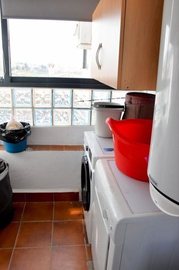 Image No.25-3 Bed Property for sale