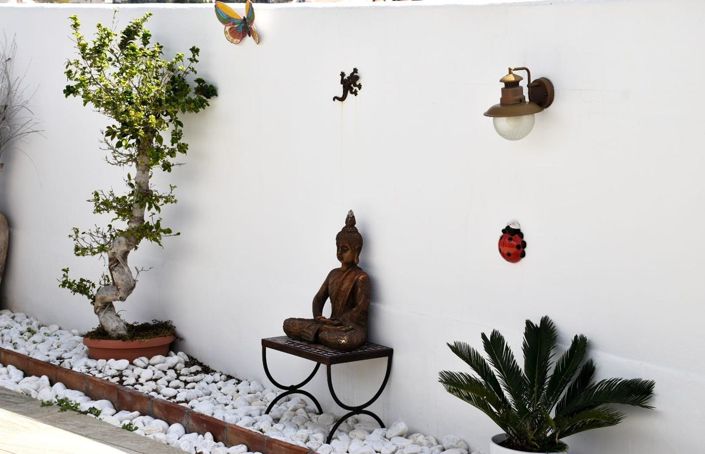 Image No.57-3 Bed Property for sale