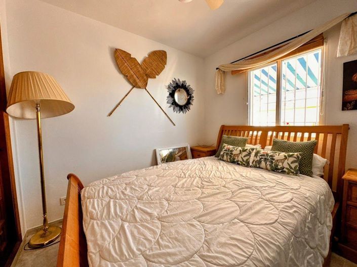 Image No.13-2 Bed Property for sale