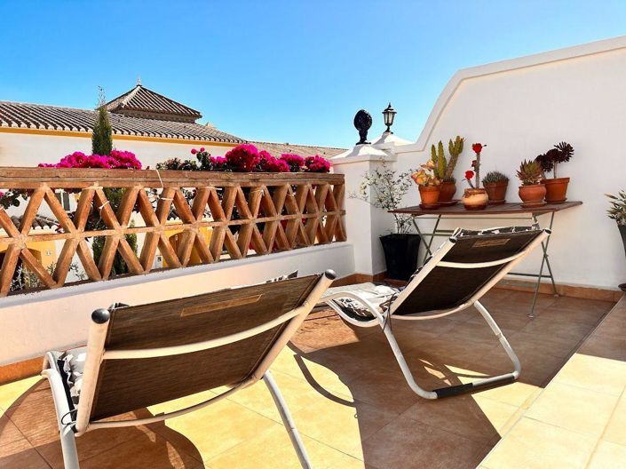 Image No.18-2 Bed Property for sale