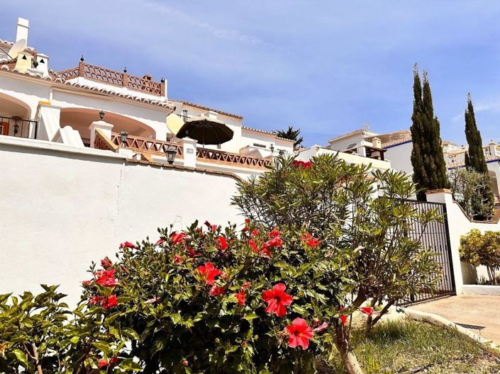 Image No.26-2 Bed Property for sale