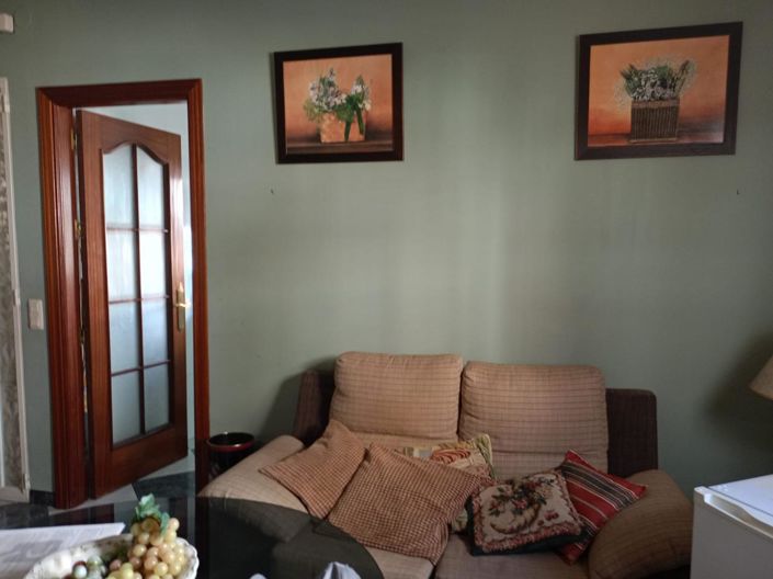 Image No.14-2 Bed Property for sale