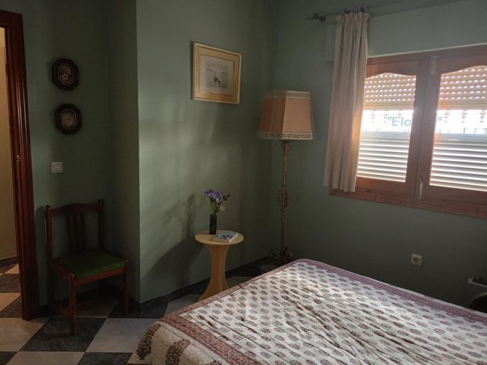 Image No.15-2 Bed Property for sale