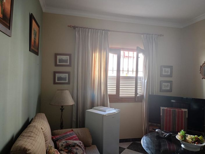 Image No.19-2 Bed Property for sale