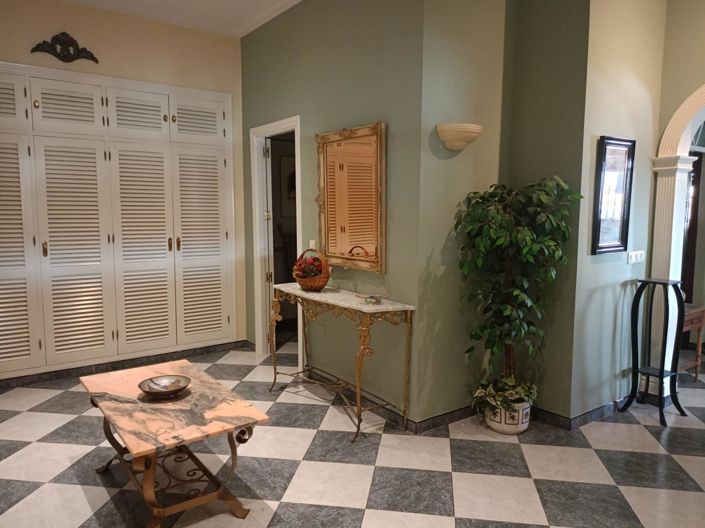 Image No.4-2 Bed Property for sale