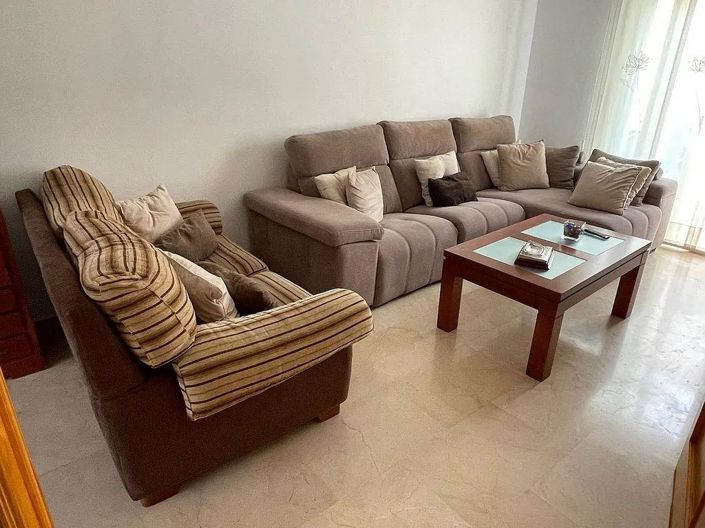 Image No.6-3 Bed Property for sale