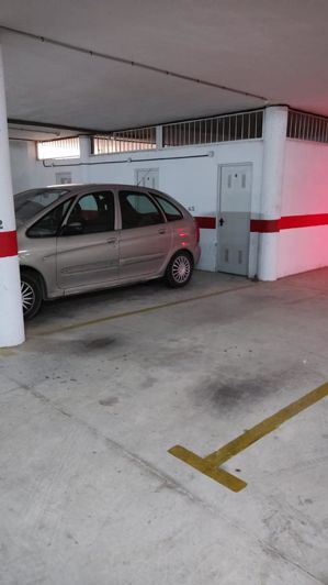 Image No.15-1 Bed Property for sale